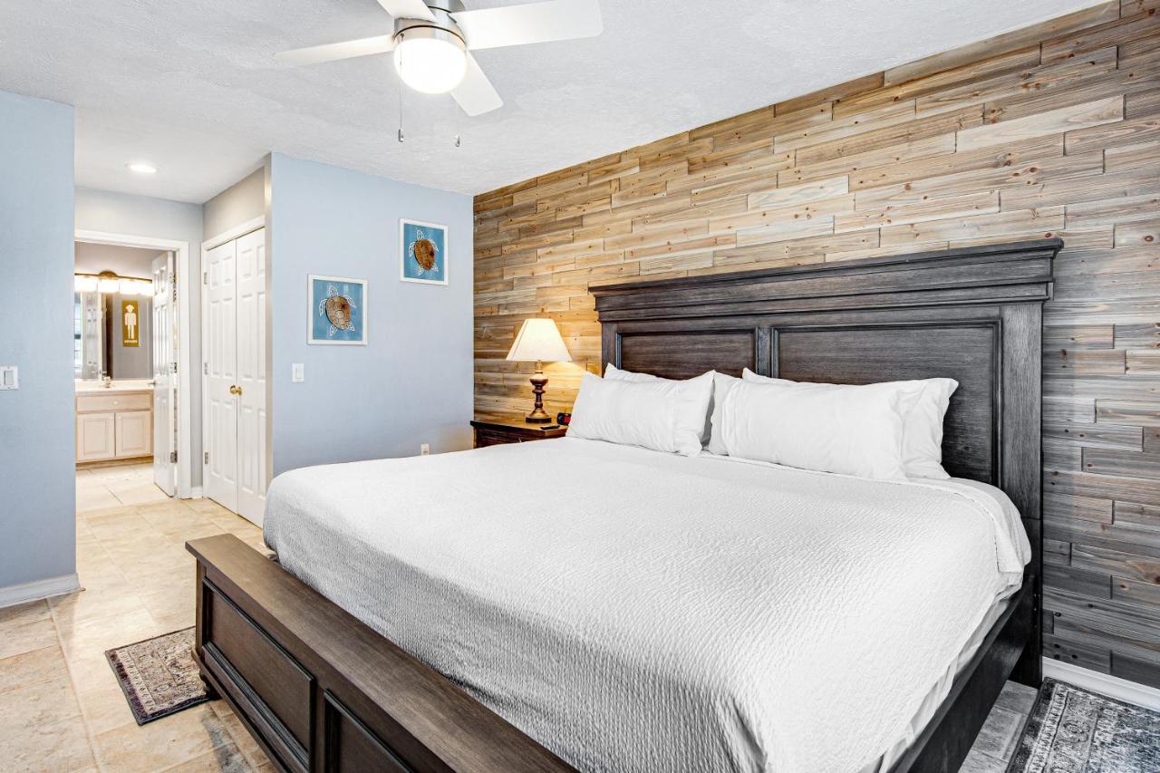Sunshine'S Holiday Panama City Beach Exterior photo